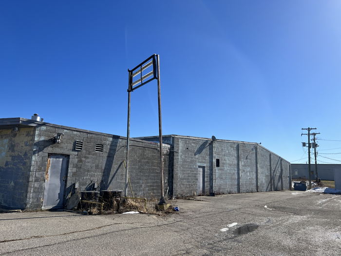 Gratiot Lanes - Feb 11 2023 Photo (newer photo)